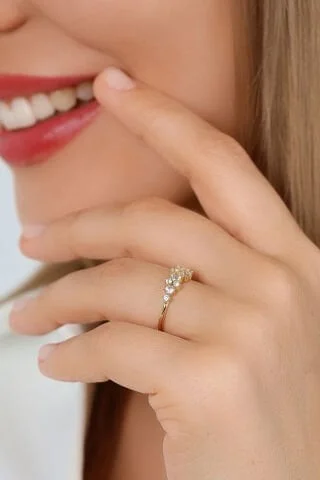 14 Ayar Altın Modern Tasarım Taşlı Yüzük Resim 2