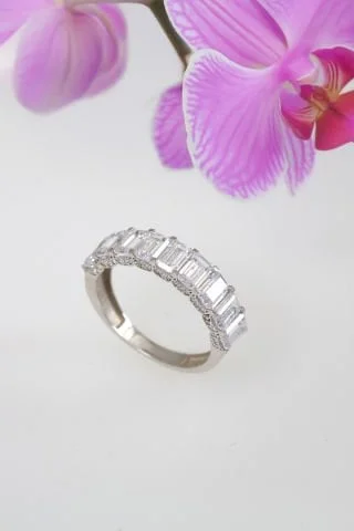 14 Ayar Altın Yarım Tur Baget Yüzük Resim 1