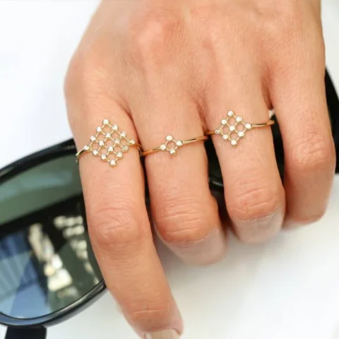 Dört Kenar Taşlı Yüzük Resim 2