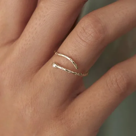 Küçük Yılan Yüzük Resim 1